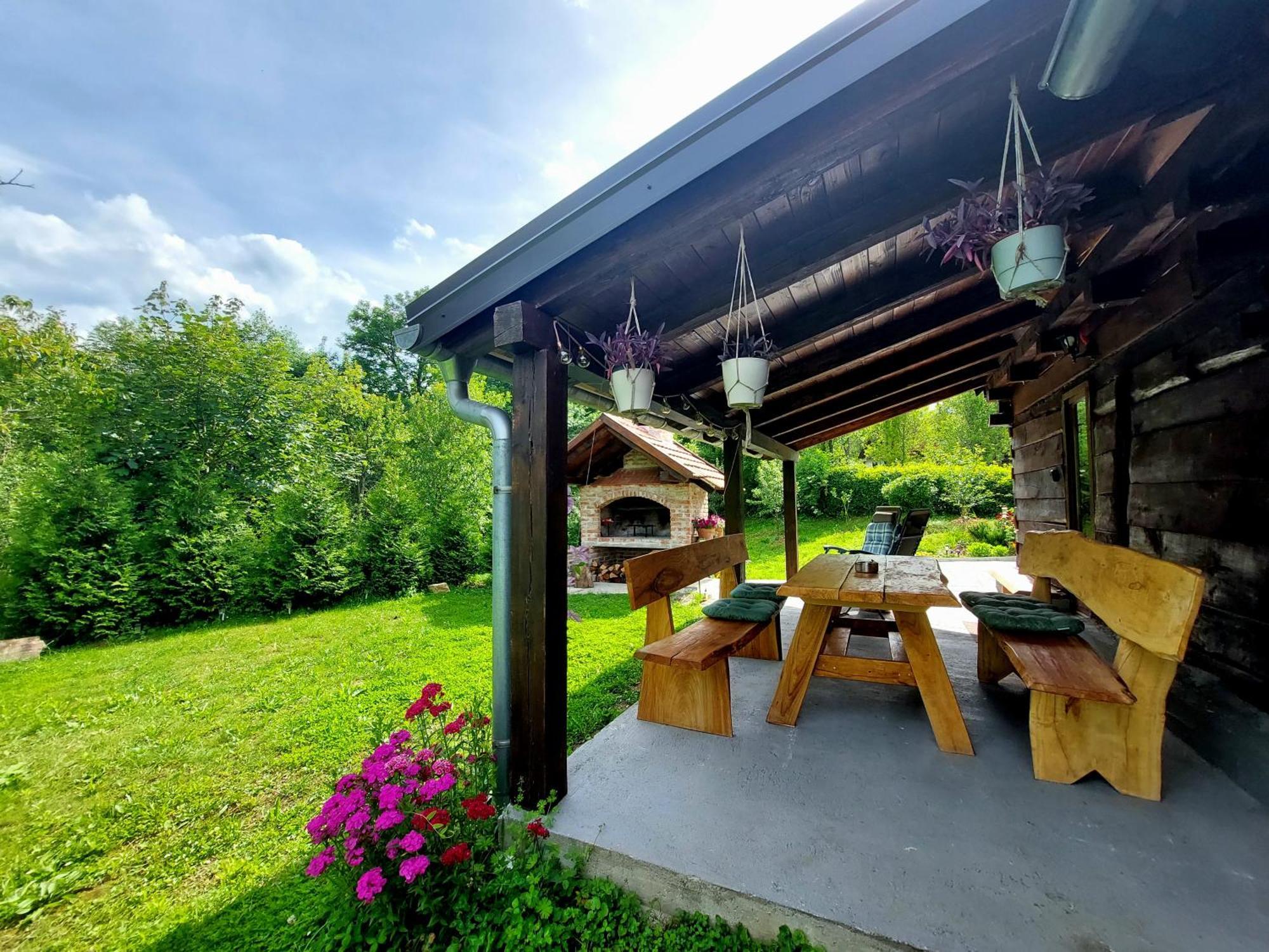 Holiday Home The Hive Slunj Εξωτερικό φωτογραφία